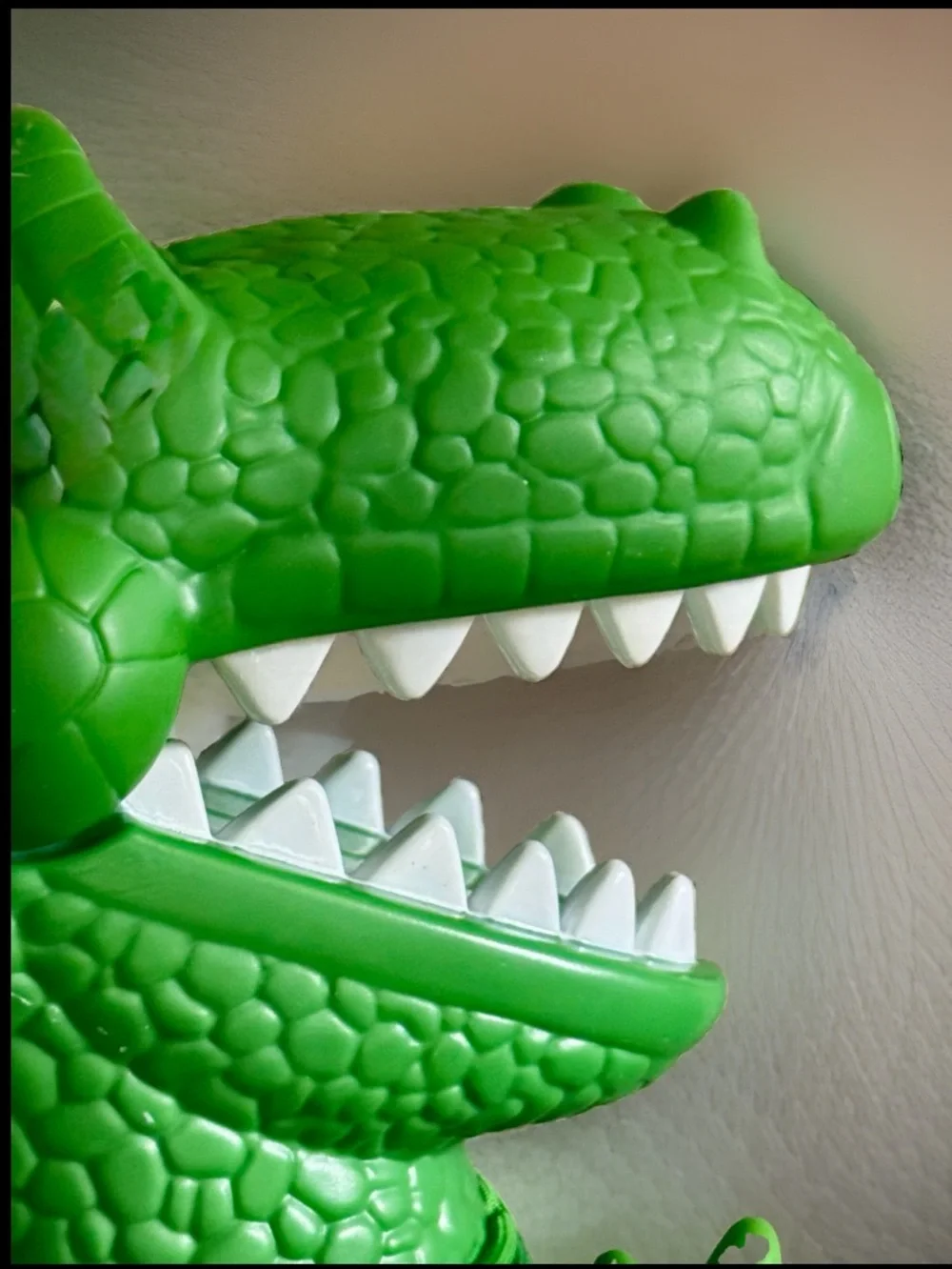 Fisher-Price Disney Toy Story  3 Big Roarin Rex Dinosaur Plush Stuffed Toy T2406